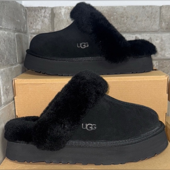 UGG Shoes - UGG DISQUETTE